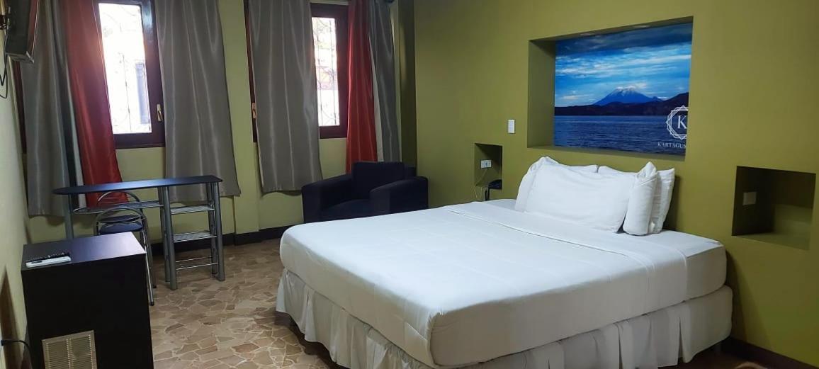 Kartagus Hotel San Salvador Bagian luar foto