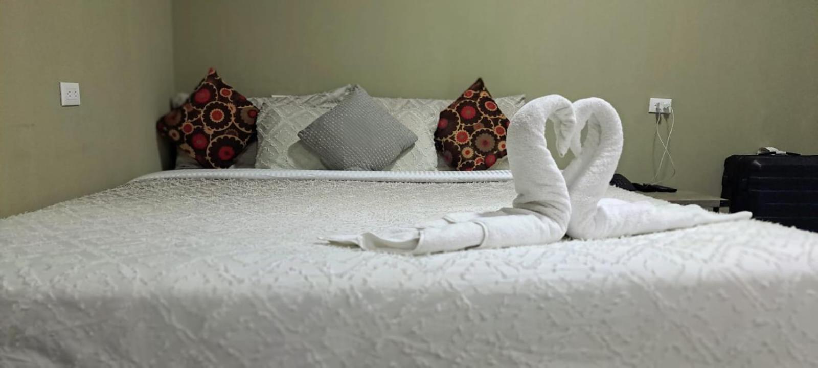 Kartagus Hotel San Salvador Bagian luar foto