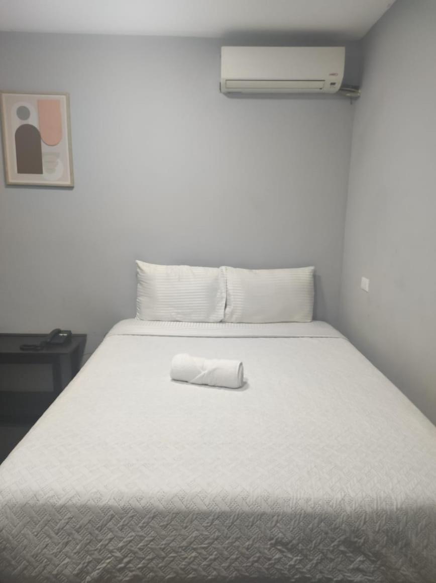 Kartagus Hotel San Salvador Bagian luar foto
